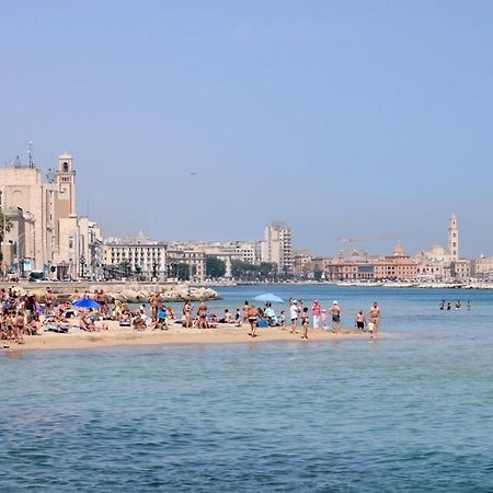 Casa Creanza - Puglia Apartments Bari Bagian luar foto