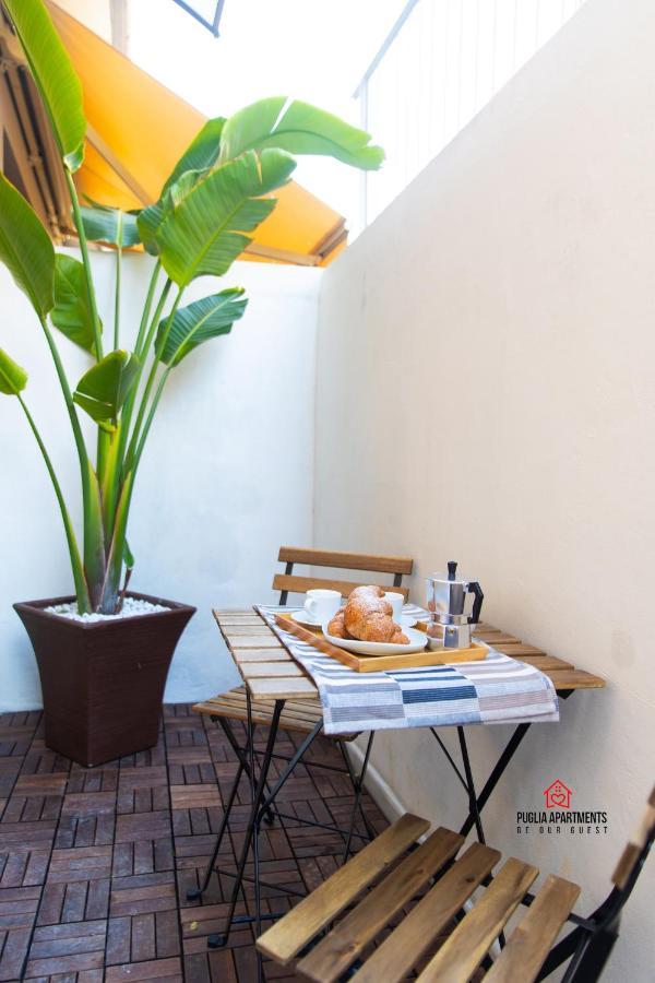 Casa Creanza - Puglia Apartments Bari Bagian luar foto