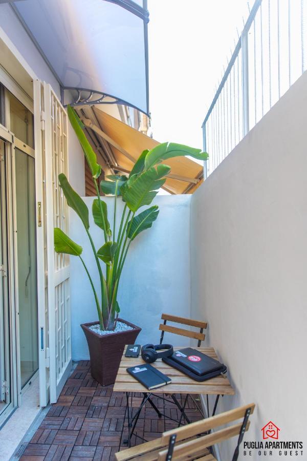 Casa Creanza - Puglia Apartments Bari Bagian luar foto