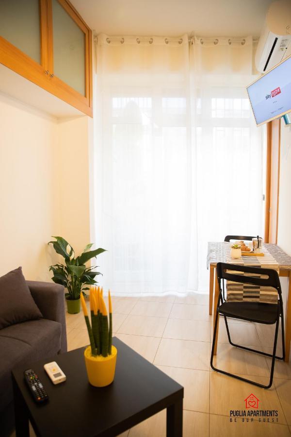 Casa Creanza - Puglia Apartments Bari Bagian luar foto