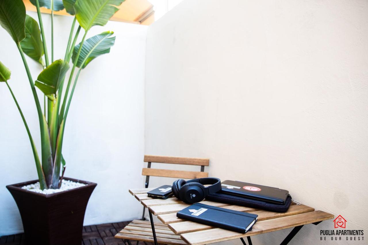 Casa Creanza - Puglia Apartments Bari Bagian luar foto